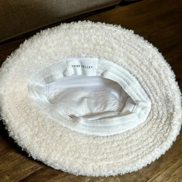 TRIBE KELLEY SURF POST Grayton Beach FL SHERPA TRIBE BUCKET HAT CAP CREAM/SNOW - Picture 6 of 8